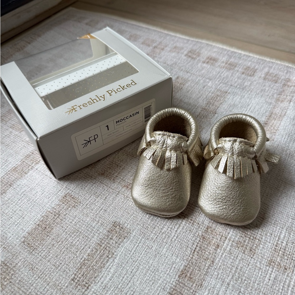 NEW Freshly Picked Newborn Moccasins with Fringe Platinum
